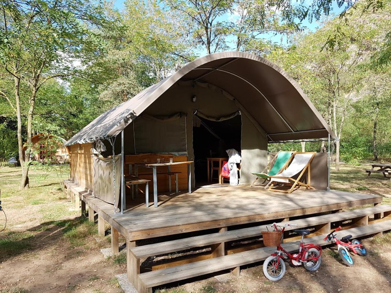 Camping Ushuaia Villages Le Viaduc Arlebosc Dış mekan fotoğraf