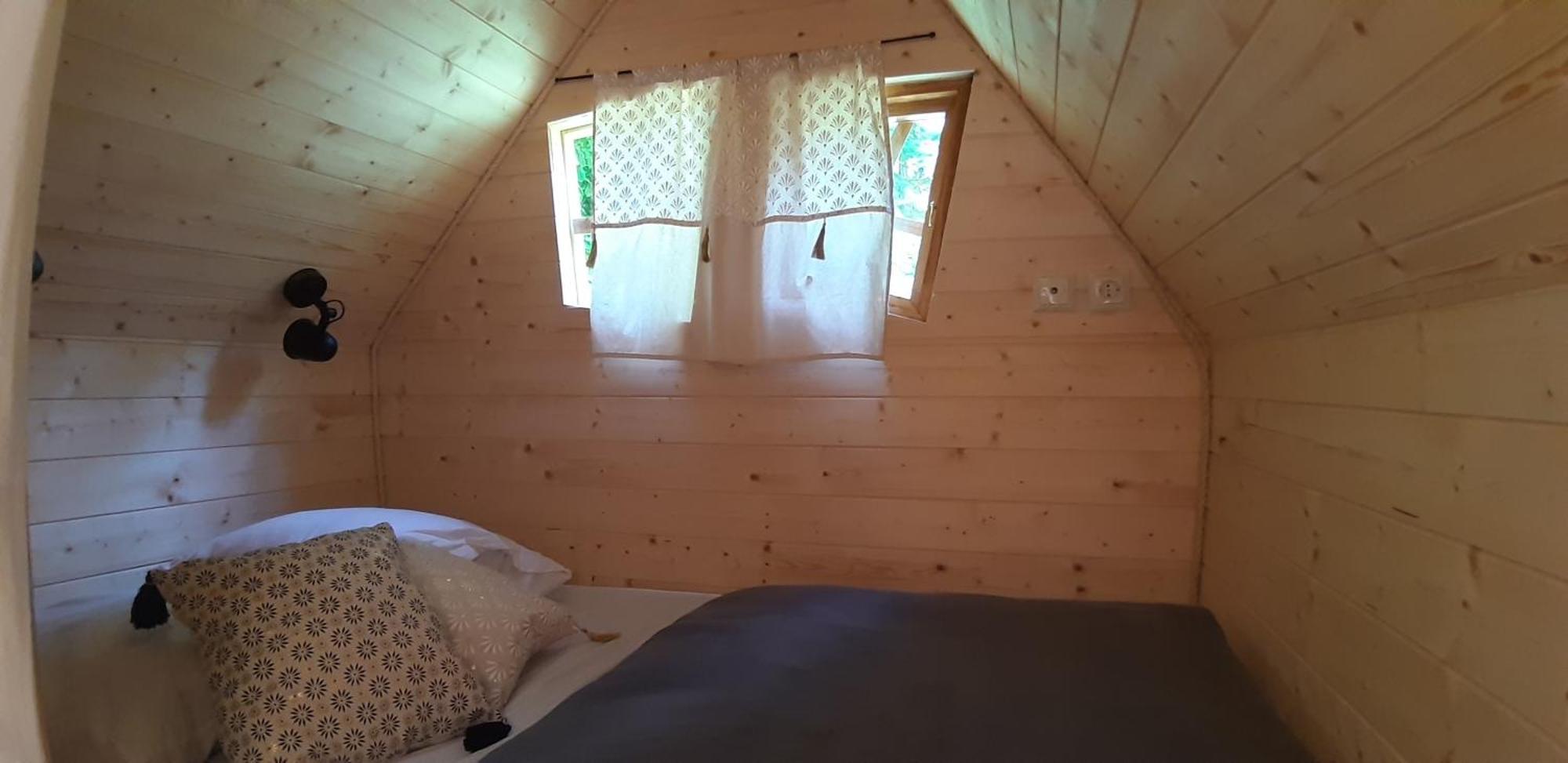 Camping Ushuaia Villages Le Viaduc Arlebosc Dış mekan fotoğraf